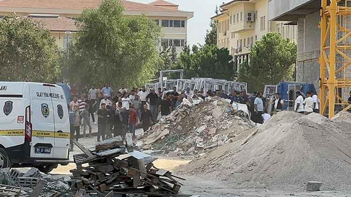 Kule vinçten düşen inşaat malzemelerinin altında kalan 2 işçi öldü