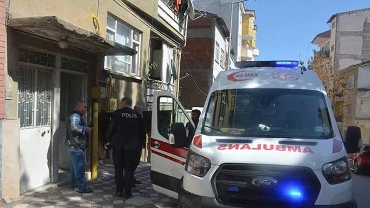 Bilecik'te balkonda çamaşır asarken komşusunun cesedini gördü