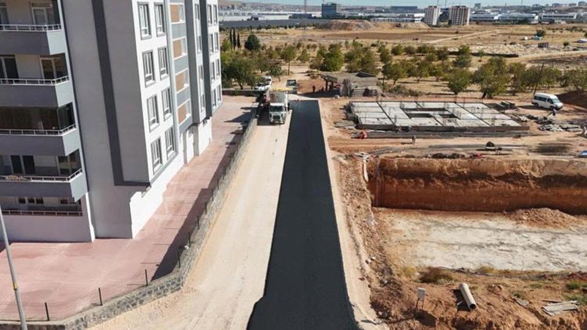Gaziantep Şehitkamil’de asfalt çalışmaları devam ediyor! Vatandaşlar memnun oldu