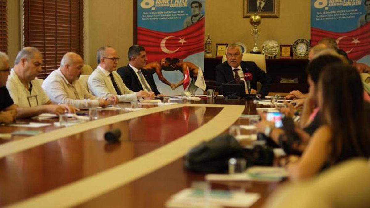 8. İsmet Atlı Karakucak Güreşleri pazar günü Adana Kozan'da yapılacak