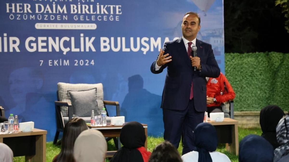 Bakan Kacır: Savunma sanayiinde yerlilik oranımız yüzde 20'lerden yüzde 80'lere yükseldi