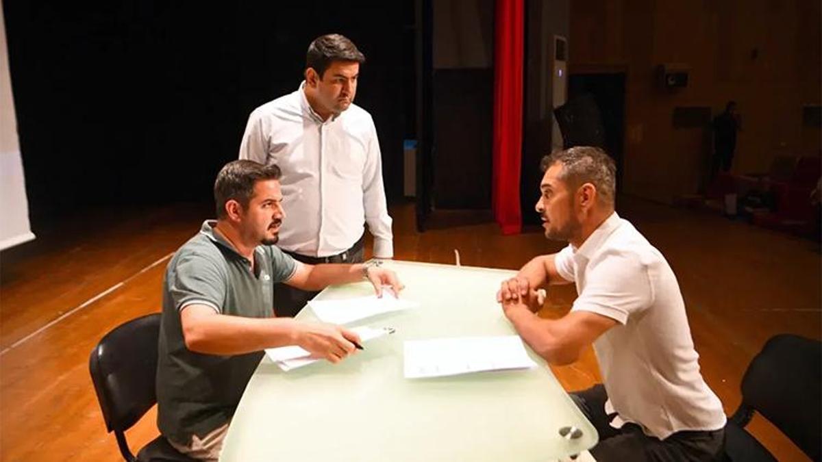 İş arayanlar ve iş verenler Adana'da buluşuyor: Çukurova Belediyesi İstihdam Ofisi işsizlerin umudu olmaya devam ediyor