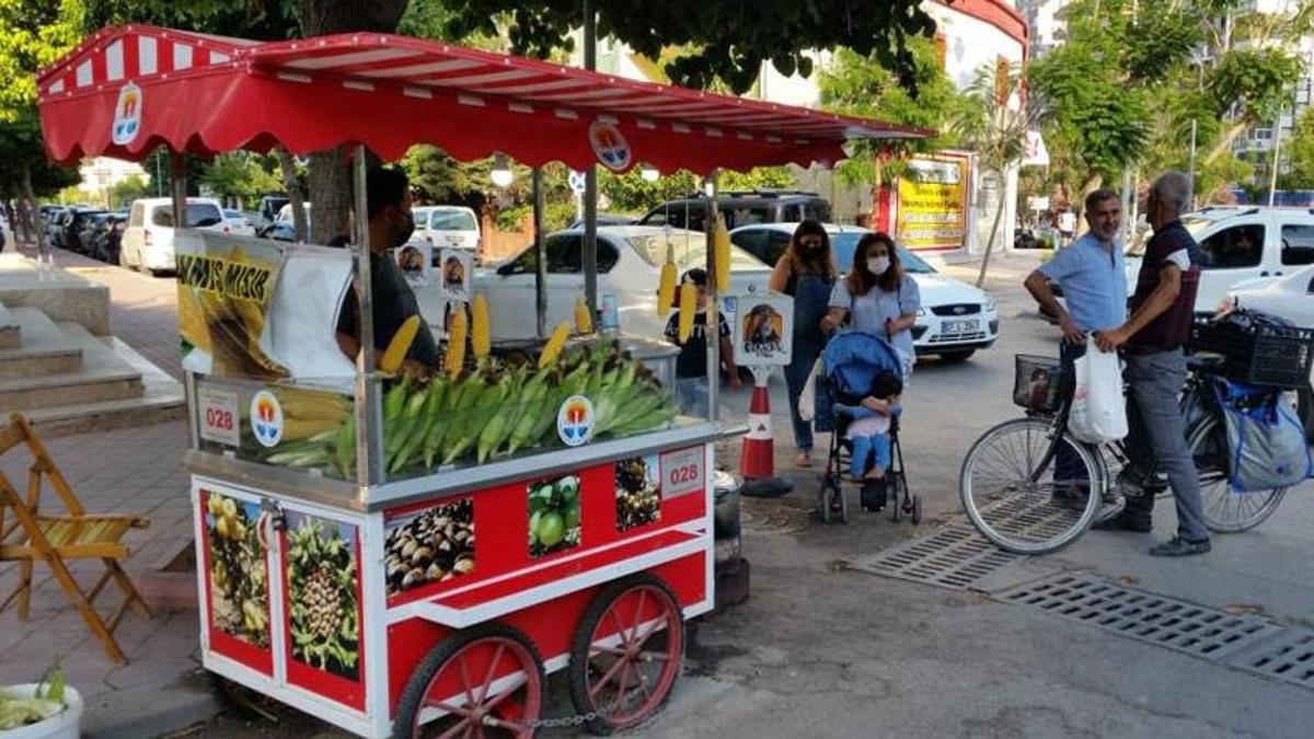 Adana Seyhan’da seyyar satıcılar kayıt altına alınacak