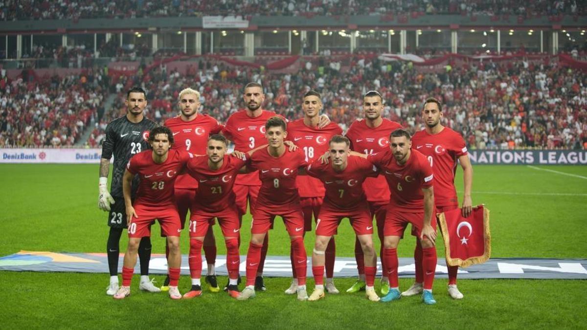 A Milli Takımımız'da 2 yıldız kadrodan çıkarıldı
