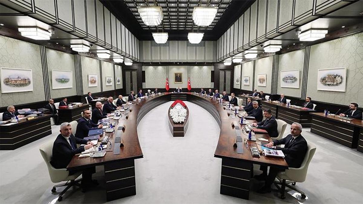 Kabine bugün toplanıyor! İşte gündemdeki konular