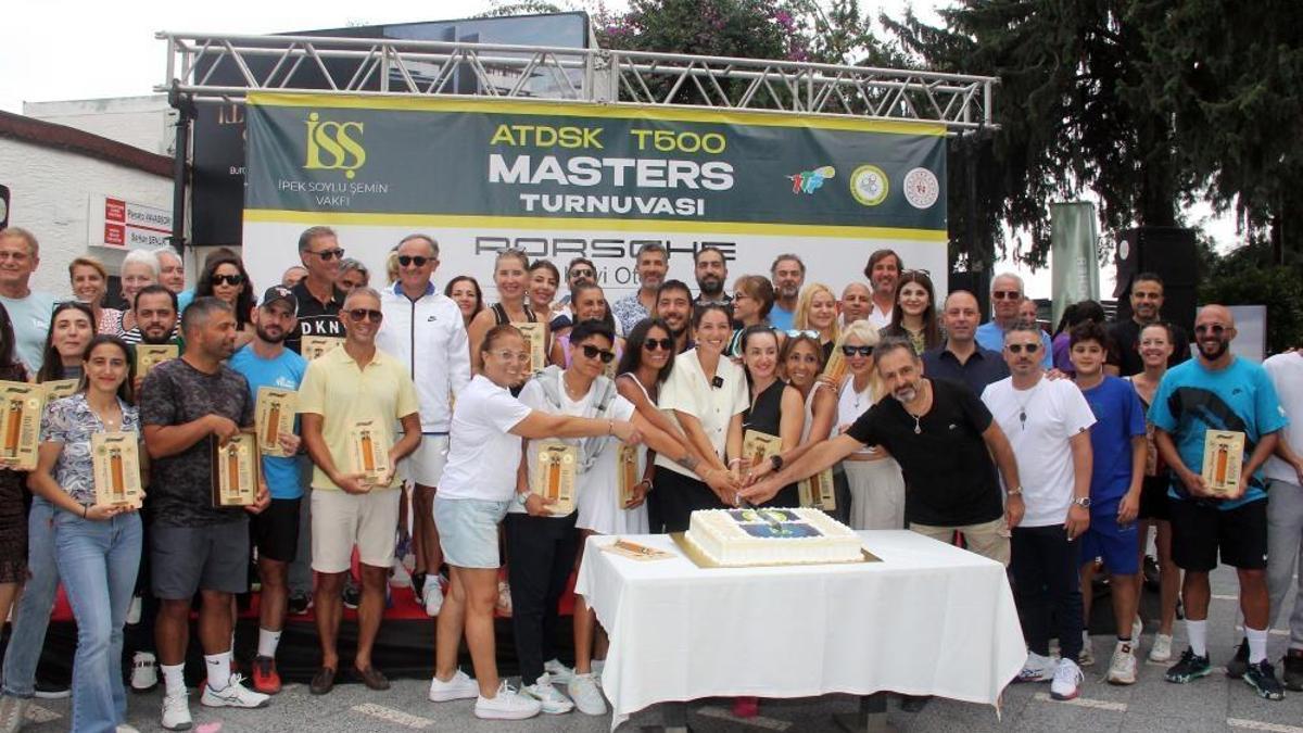Adana'da tenis turnuvası final heyecanı: 10 gün boyunca 550 tenisçi kıyasıya mücadele etti