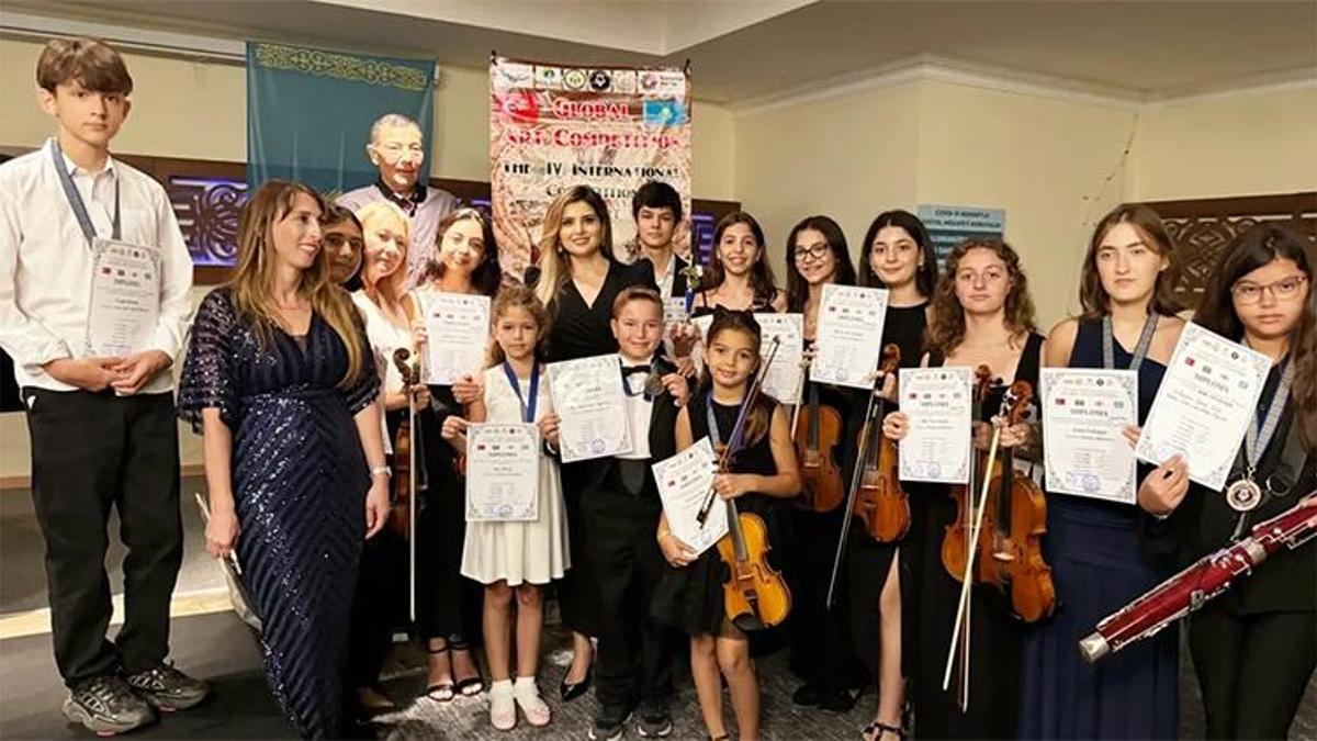 Çukurova Üniversitesi Devlet Konservatuvarı öğrencilerine müzik yarışmasında 9 ödül