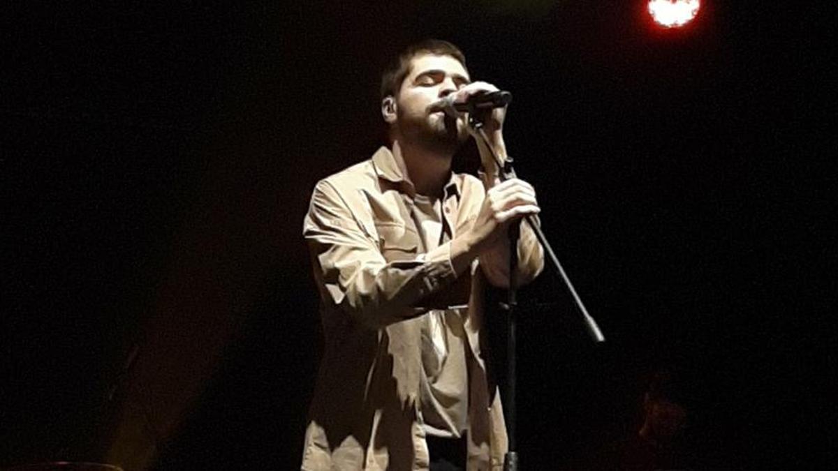 Emir Can İğrek Diyarbakır'da dinleyicisiyle bir araya geldi: Onur Can Özcan'ı andı