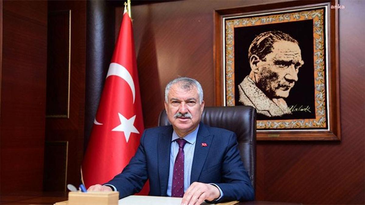 Başkan Zeydan Karalar'dan 29 Ekim Cumhuriyet Bayramı mesajı: Cumhuriyete dört elle sarılıp, kazanımlarını mutlaka korumalıyız