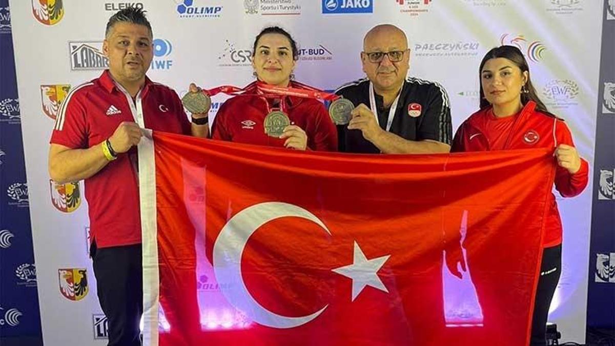 Adanalı sporcu Sara Yenigün, Avrupa Halter Şampiyonası'nda 3 altın madalya kazandı!