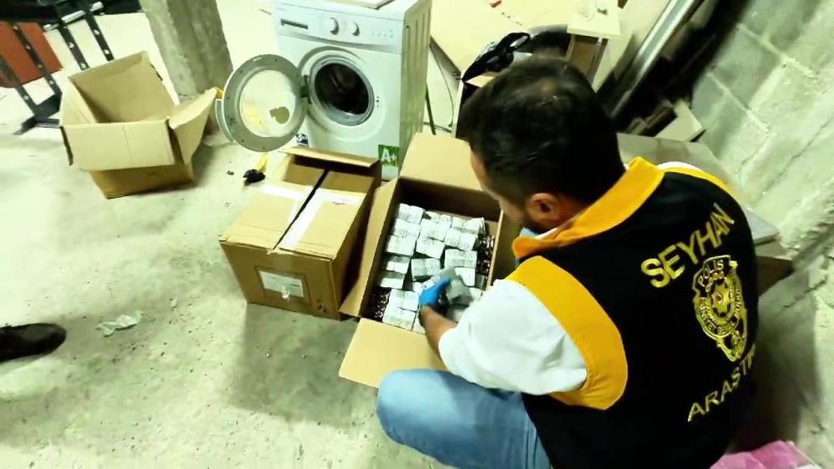 Adana'da uyuşturucu operasyonu: Evi paketleme tesisine çevirdiler, 1 kişi gözaltında