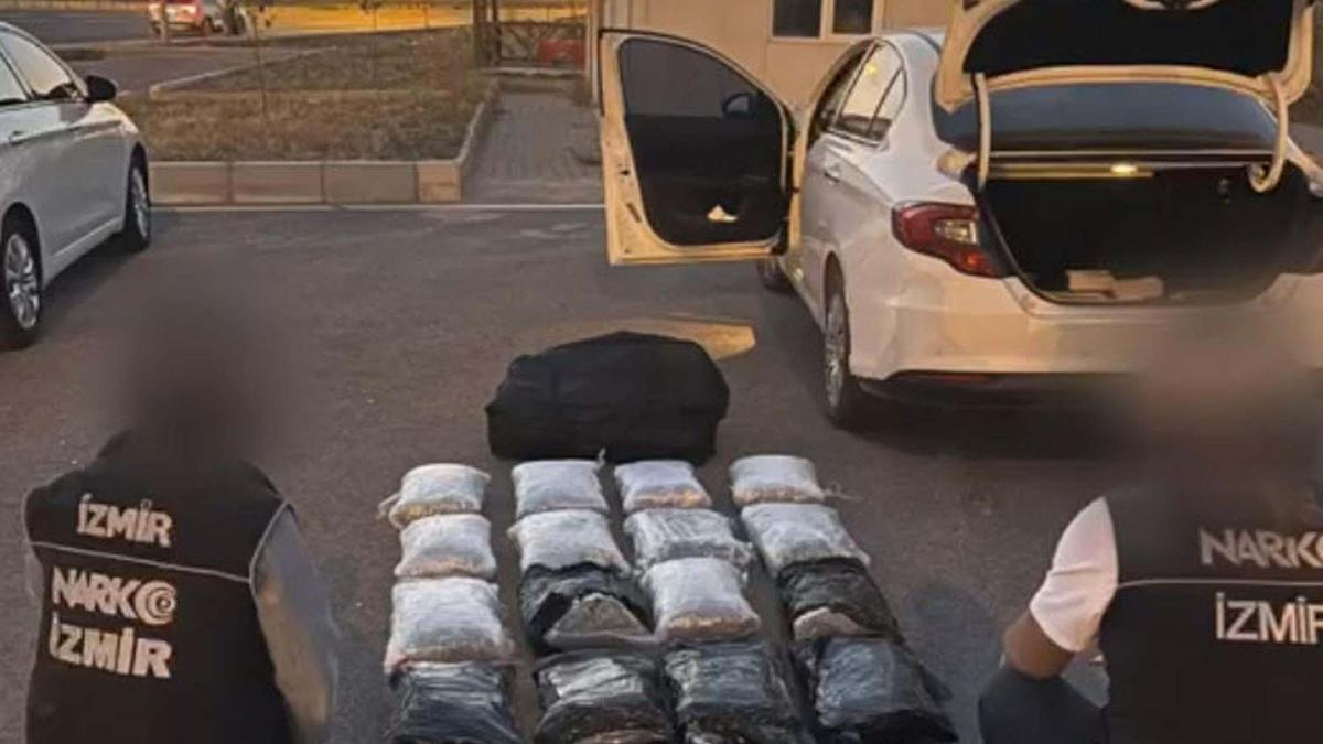 İzmir'de 26,5 kilo esrar ele geçirildi