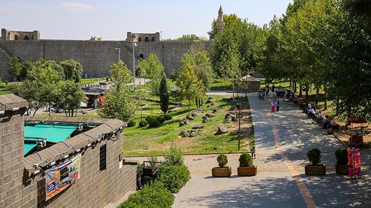 Diyarbakır'da bazı bölgeler özel güvenlik alanları ilan edildi