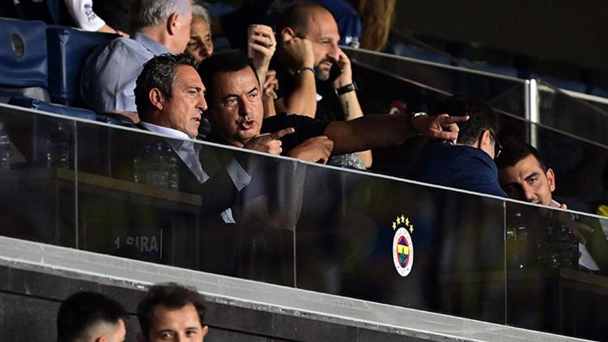 Fenerbahçe - Zenit maçında Ali Koç neye uğradığını şaşırdı: Yönetim istifa