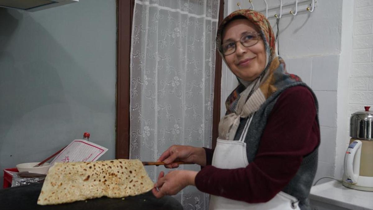 Çankırı'da azmiyle gençlere örnek olan bir anne: Eşini kaybetti çocukları için hayata tutundu