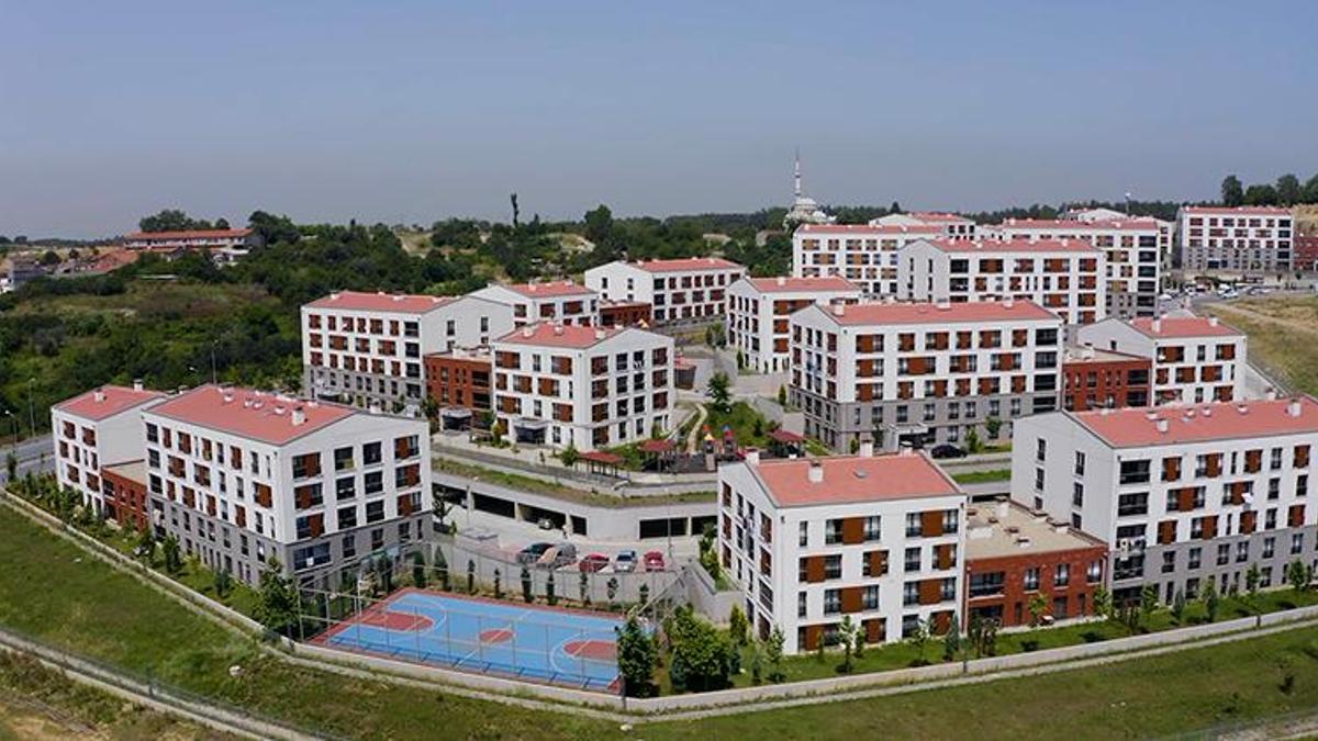 Adana'da TOKİ için büyük kura heyecanı başladı: 20 kat rekor başvuru bekleniyor