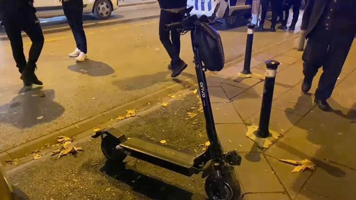 İstanbul- Bahçelievler'de dengesini kaybeden skuter sürücüsü otomobilin altında kaldı