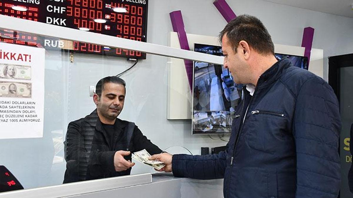 Adana'da döviz büroları sahte banknot alarmı verdi! Dolar alımları durduruldu