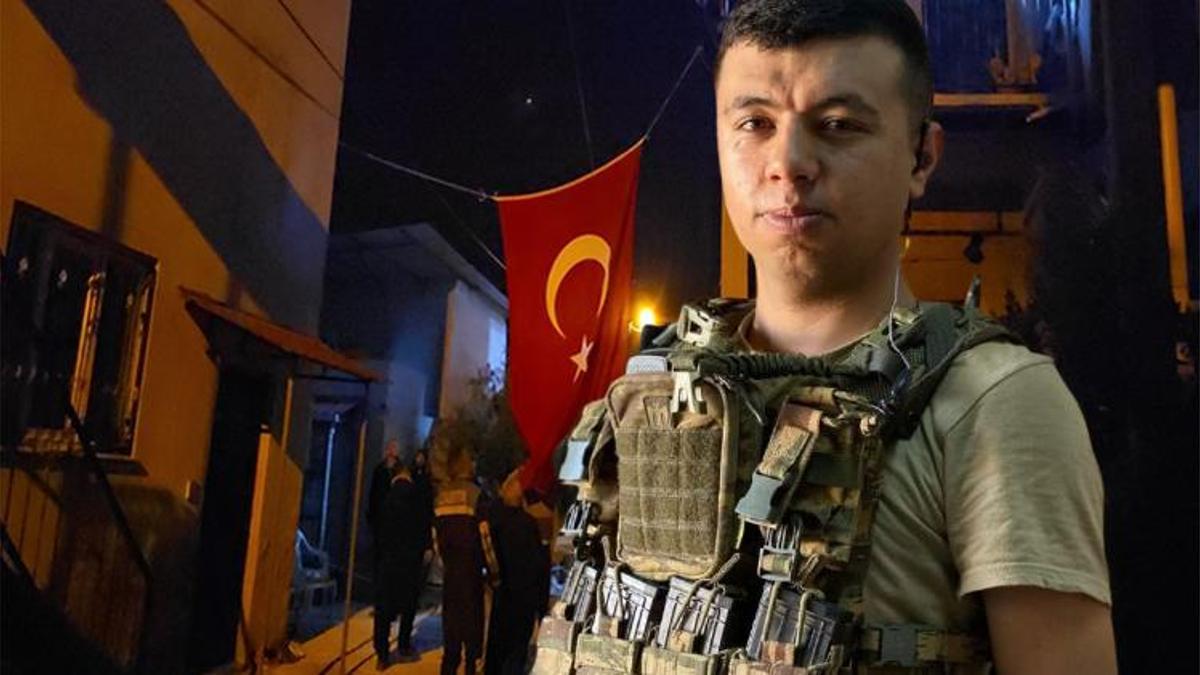 Uzman Çavuş Eren Kızıldağ şehit oldu! Kozan'daki baba evine Türk bayrakları asıldı
