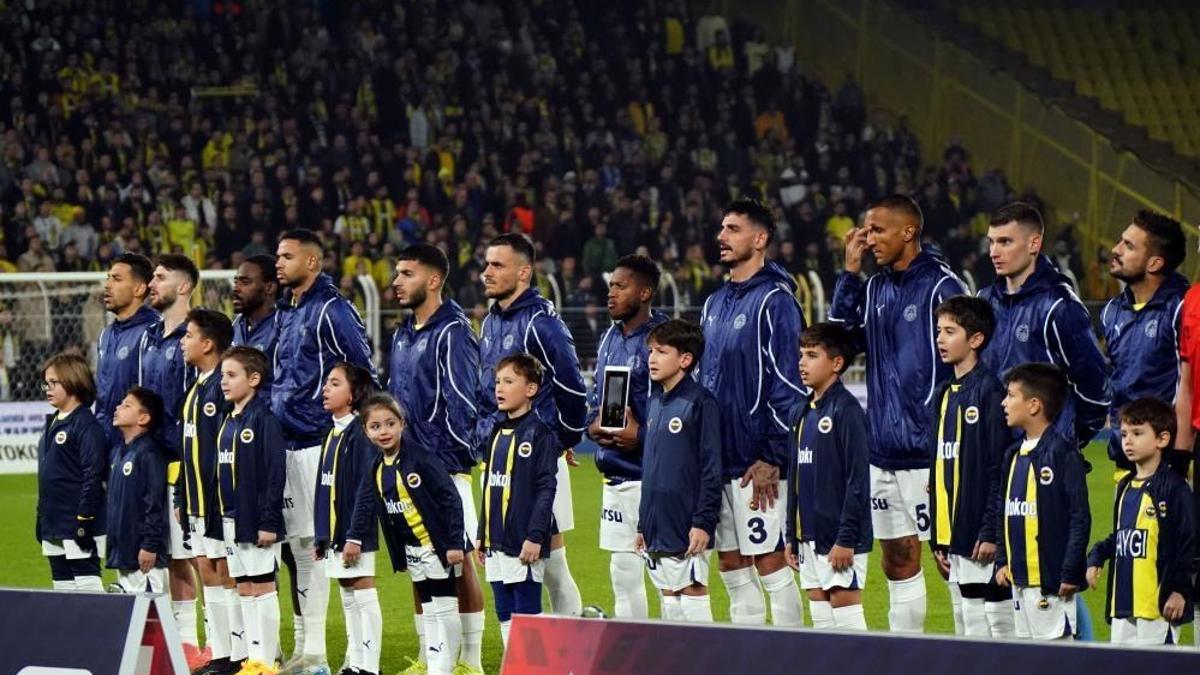 Beşiktaş derbisi öncesi Fenerbahçe'ye güzel haber