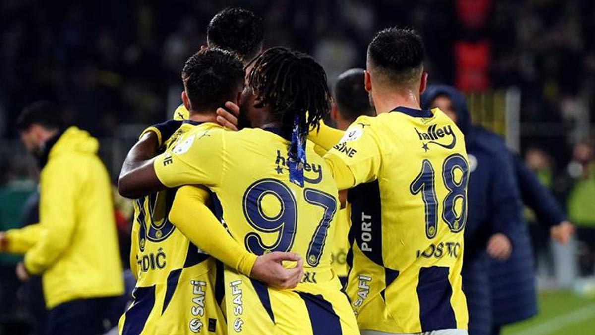 Fenerbahçe'ye Beşiktaş derbisi öncesinde kötü haber!