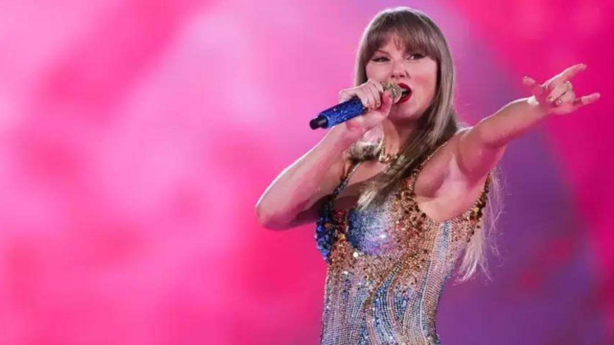 Taylor Swift doğum gününde tarihe geçti! 'En güzel erken doğum günü hediyesi'
