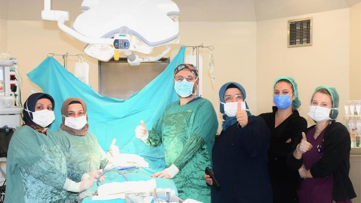 4 yaşındaki çocuğun midesinden 13 tane mıknatıs çıktı!