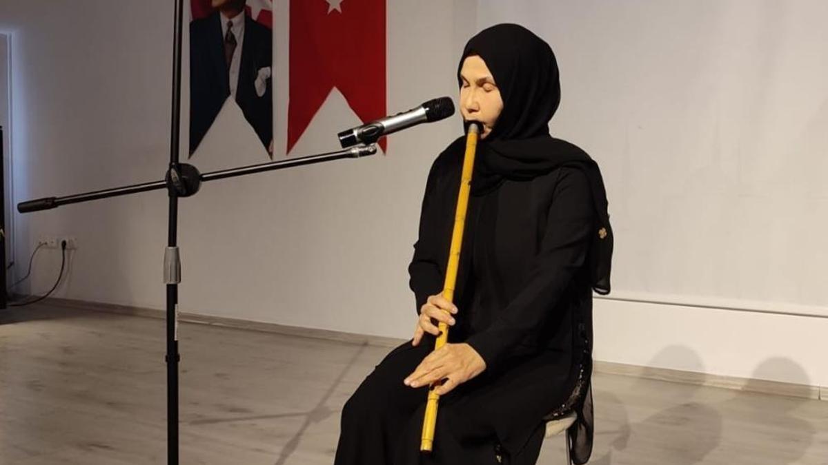Denizli'nin ilk kadın neyzeni! 25 yıldır binlerce öğrenciyi yetiştirdi