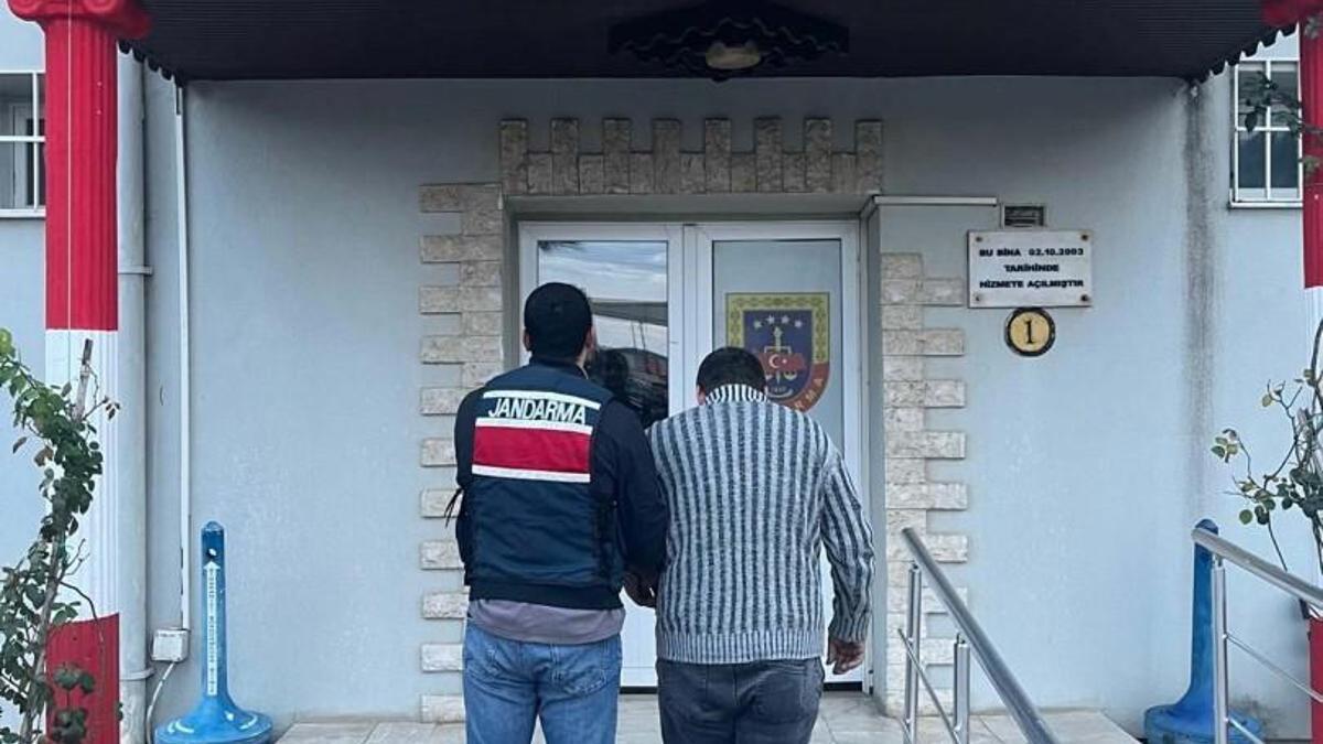 İzmir'de 30 yıl hapis cezasıyla aranan firari hükümlü yakalandı