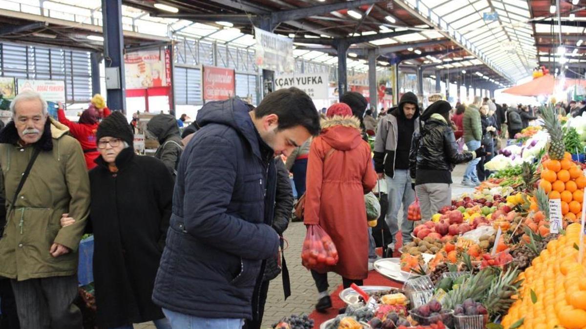 Yılbaşı öncesi sebze ve meyve satışları rekor kırdı