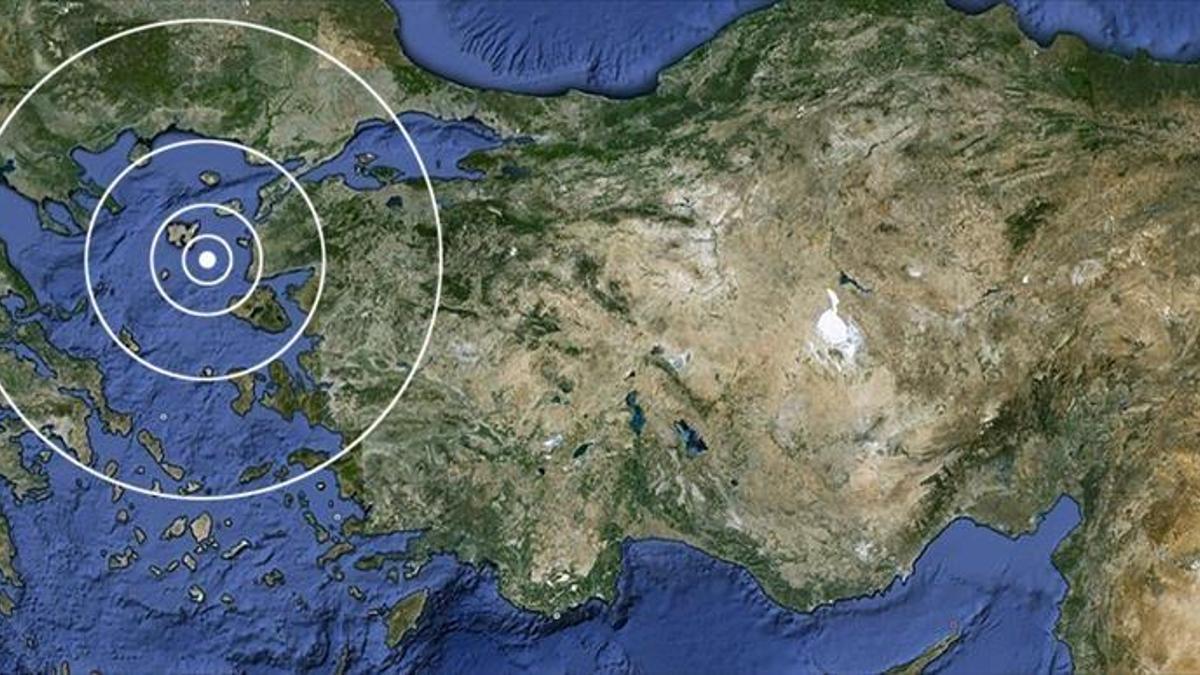 Ege Denizi'nde korkutan deprem!