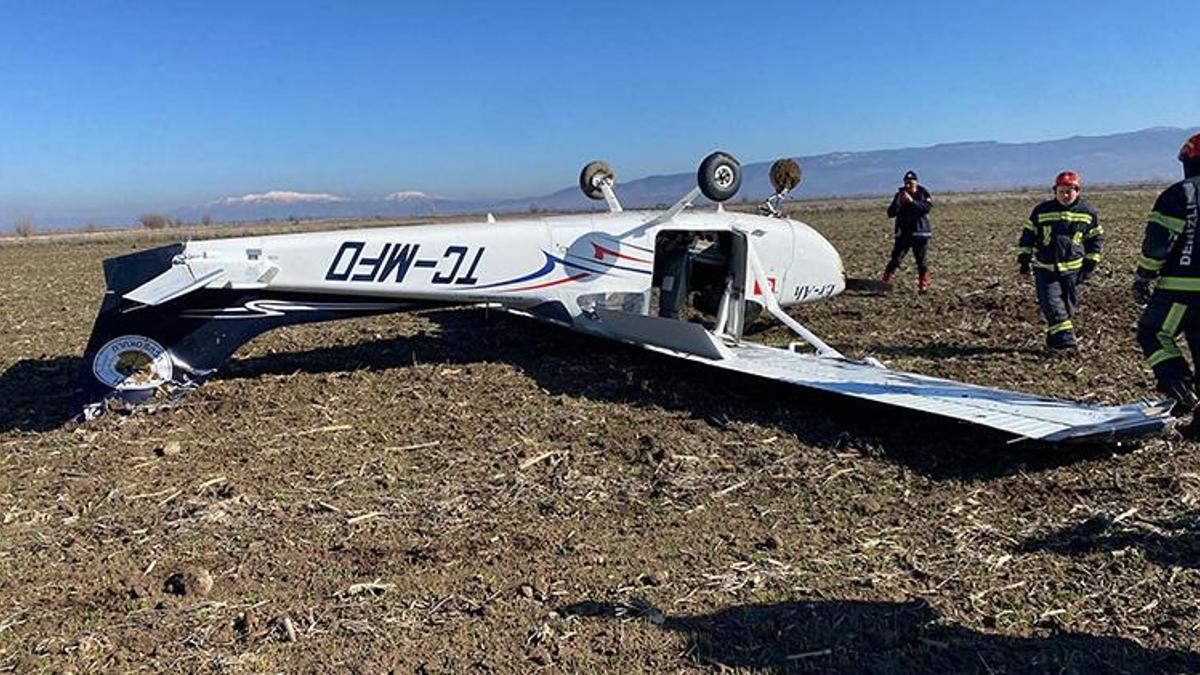 Denizli'de eğitim uçağı zorunlu sert iniş yaptı; 1 yaralı