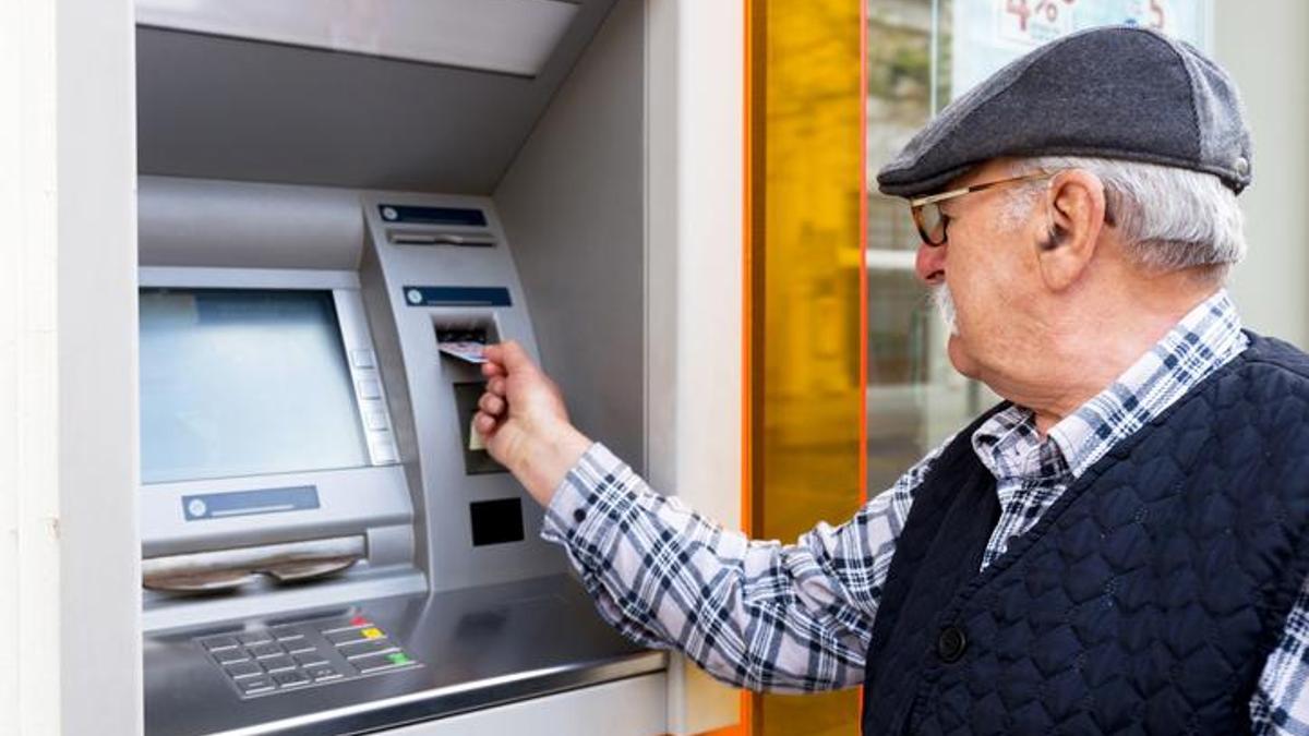 ATM'lerde banknot sorunu! Para kısa sürede bitiyor, işte nedeni