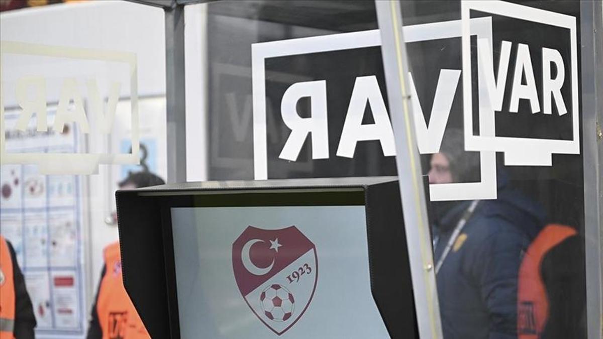 VAR kayıtları yayınlandı! İşte çok tartışılan pozisyonlar
