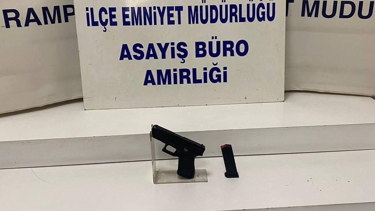 İstanbul - Bayrampaşa’da kavga sırasında havaya ateş eden şüpheli ve yanındaki 2 kişi yakalandı
