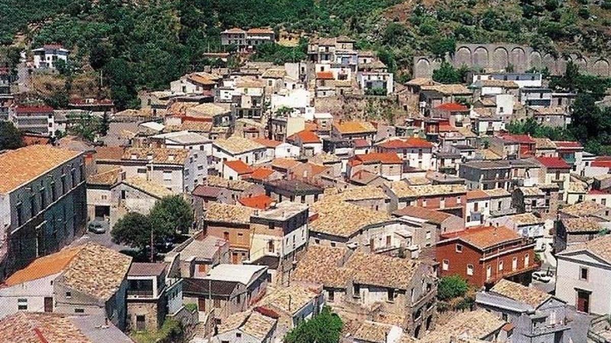 İtalya'nın bu köyünde hasta olmak yasaklandı! Belediye başkanı sebebini açıkladı