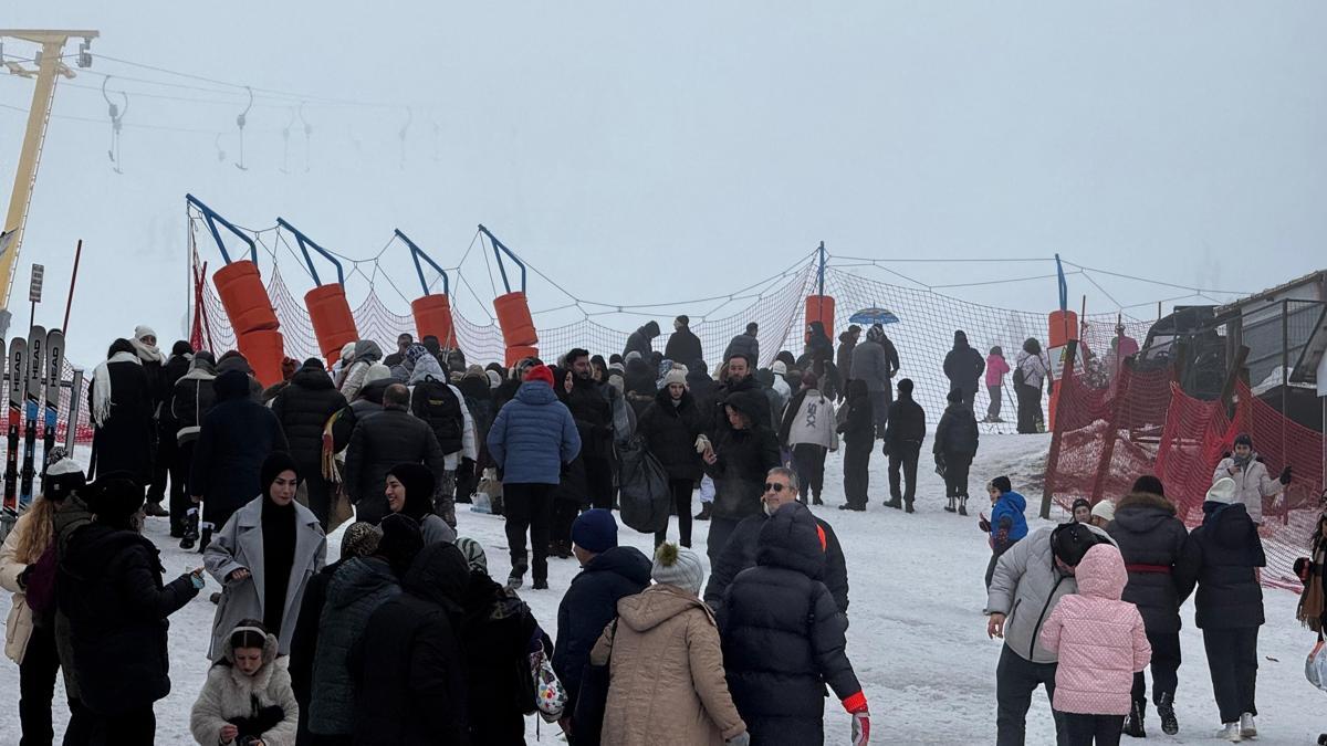 Uludağ'da hafta sonu yoğunluğu