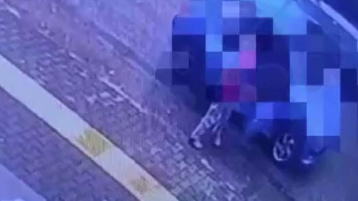 15 yaşında çocuk, Tapu Müdürlüğü'nde dünyaya getirdiği bebeği klozete attı