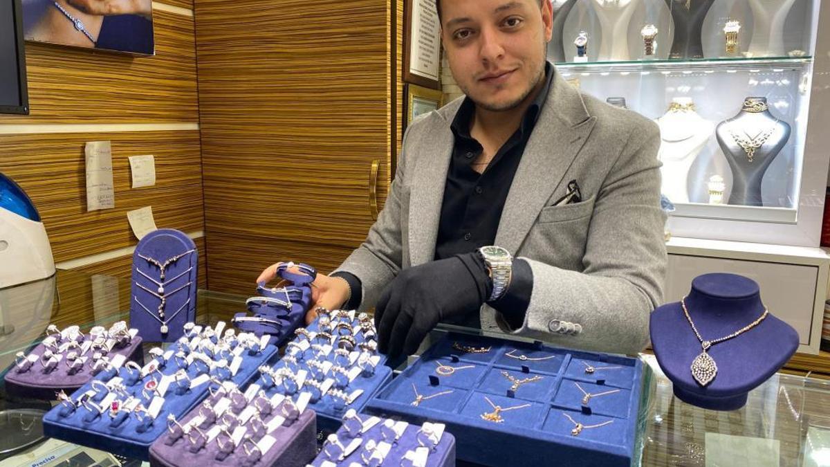 Elazığ'da gassallara özel kampanya başlatıldı! 'Biraz da yüzleri gülsün'