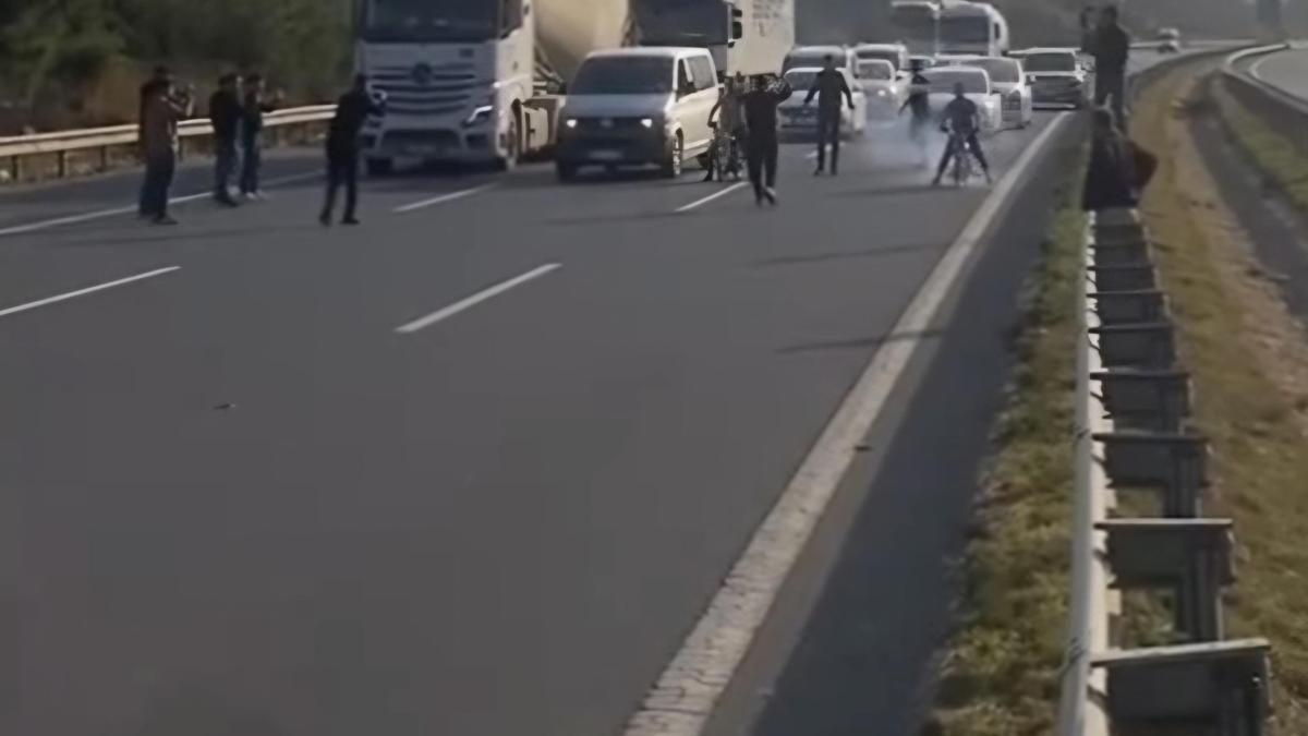 Otoyol Kapatan Motosikletçilere 523 Bin Lira Ceza