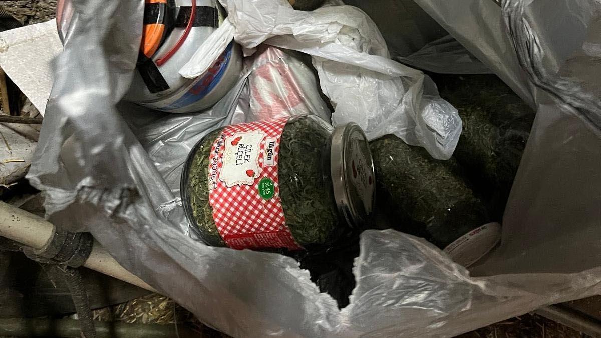 Sakarya’da jandarmadan uyuşturucu operasyonu