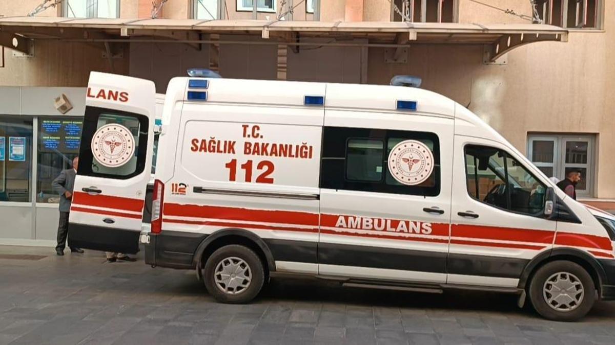 12 yaşındaki çocuk, tüfekle oynarken annesini vurdu