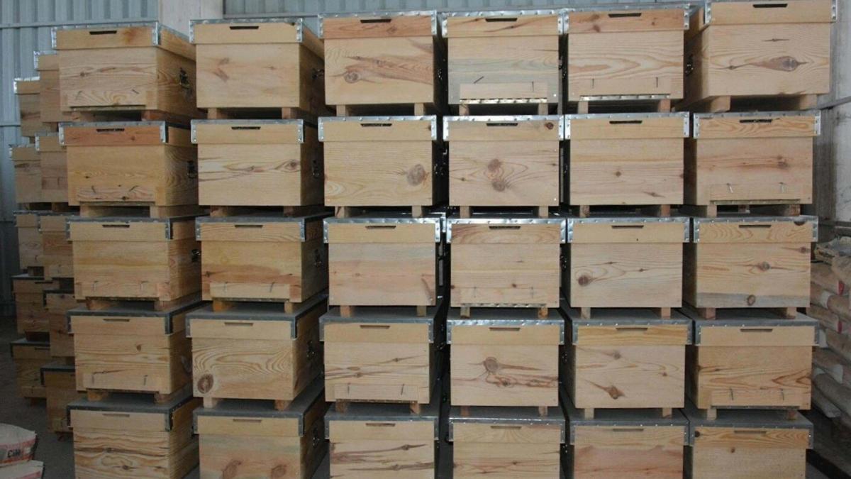 Yunusemre Belediyesi arıcılara kovan dağıtacak