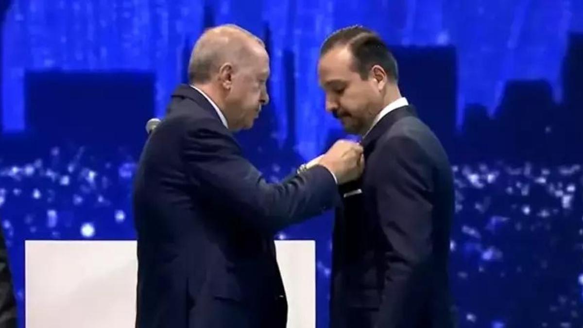 İYİ Parti'den istifa eden Kürşad Zorlu AK Parti'ye katıldı