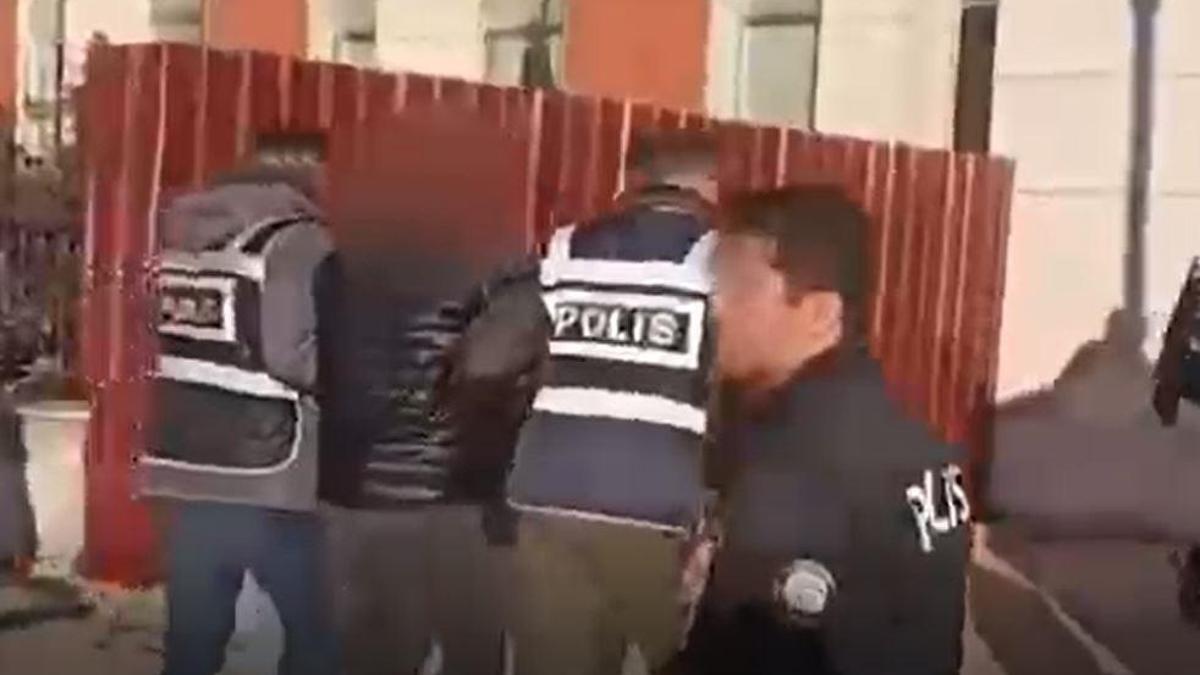 Taziye evinde 2 kişiyi öldüren şüpheli tutuklandı
