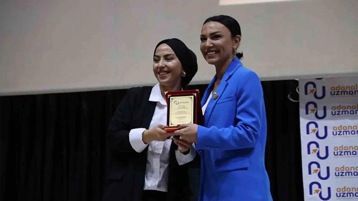 Kozanlı Kadınlar "Kadın Zirvesinde" Buluştu