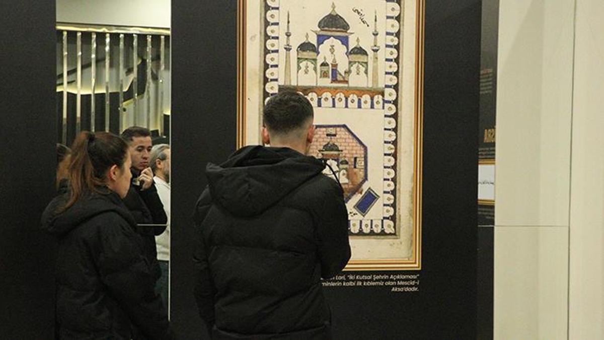 Kültür ve Turizm Bakanlığı Miraç Kandili sergisi düzenledi