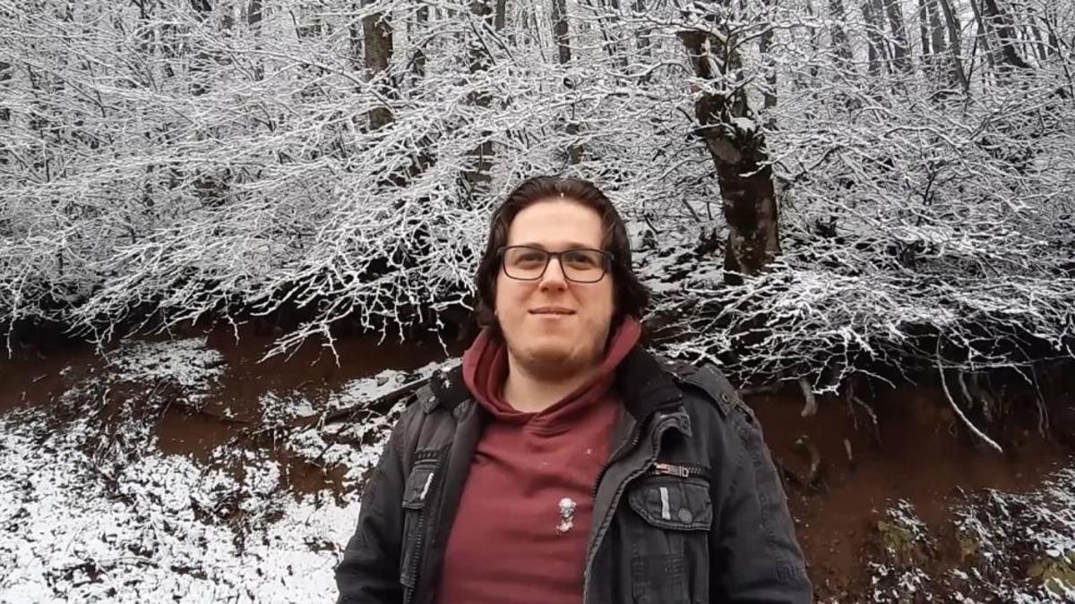 Abant Gölü beyaza büründü ziyaretçiler karın keyfini çıkardı