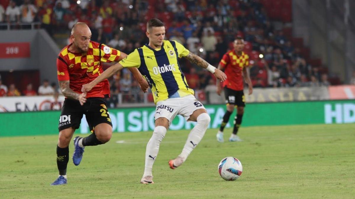 Fenerbahçe, Göztepe'yi En-Nesyri'nin şovuyla geçti