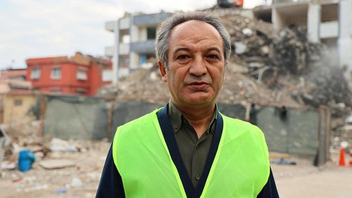 Adana'da kentsel ve yerinde dönüşüm 100. Yıl Mahallesi’nde vatandaşlara anlatıldı